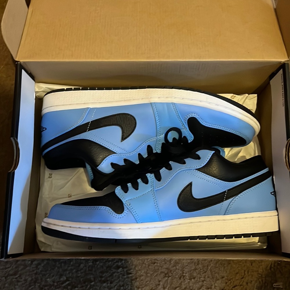 University Blue Air Jordan 1 Low